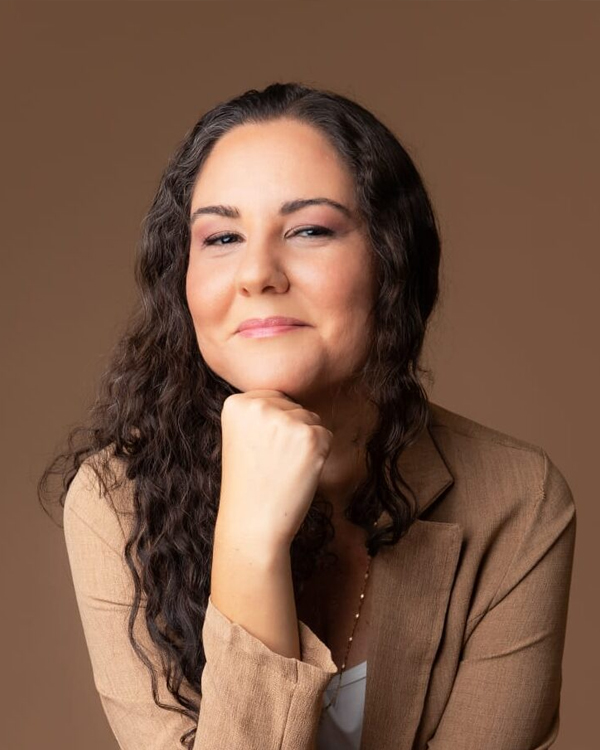 Dra. Silvia Barros