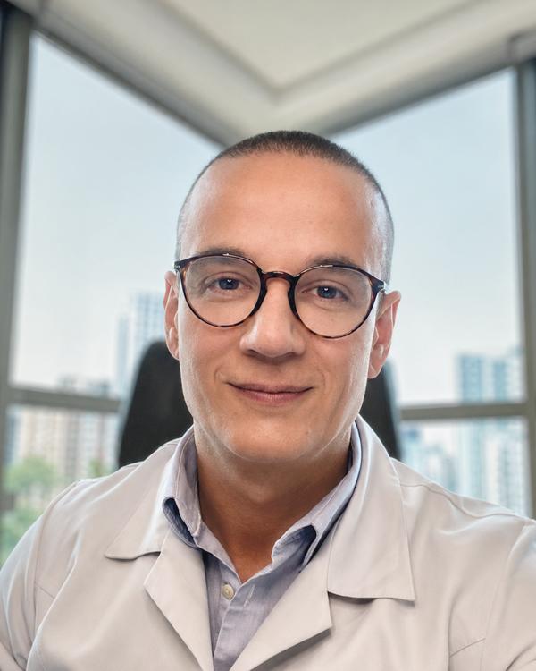 Dr. Vinícius Maia